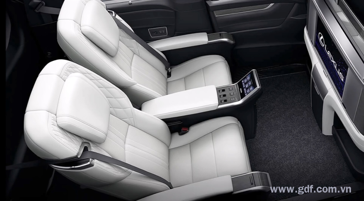 Lexus LM300H 2020