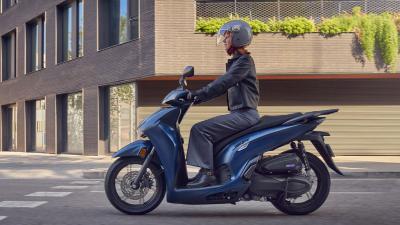 Đánh giá chi tiết Honda SH 350i nhập Ý